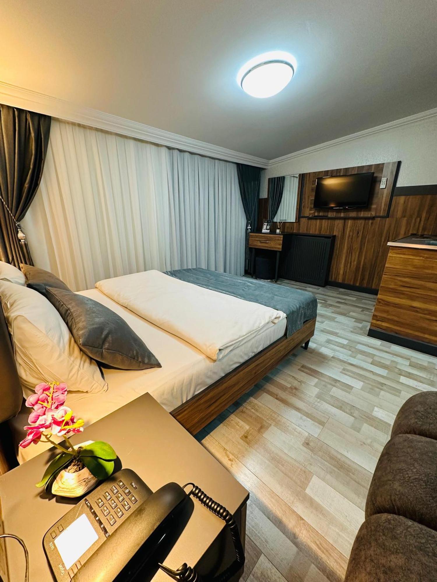 La Serena Taxim Istanbul