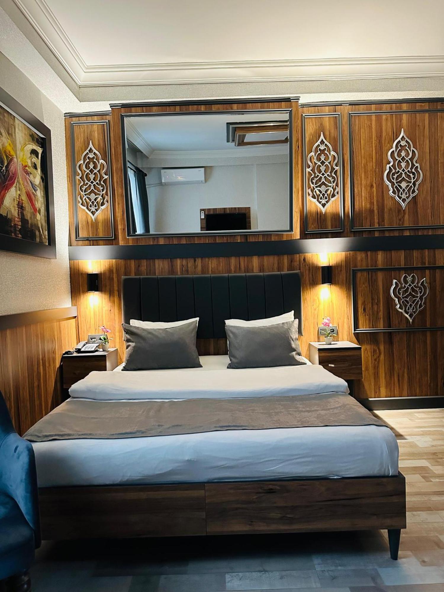 Hotel La Serena Taxim Istanbul
